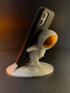 Astronaut Phone Stand — image 1
